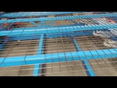 Hauteur du rouleau 2,4 m Machine à treillis métalliques soudés Capacité de 300 rouleaux par jour