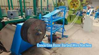 La machine à fil barbelé accordéon est utilisée pour produire du fil barbelé accordéon.