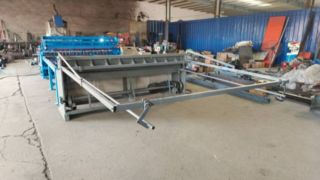Machine de soudure de panneau de maille de construction