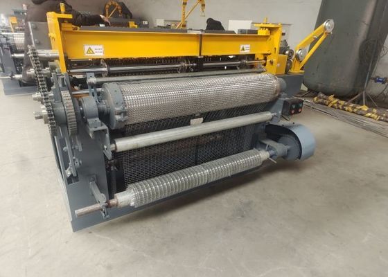 Taille du trou 1/2 pouce machine de treillis métalliques soudés de la cage de poulet de treillis électrique