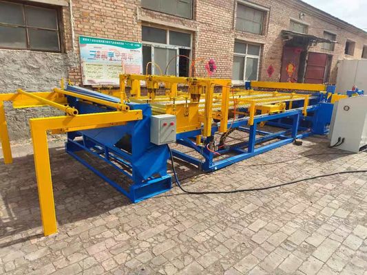 Size 1 Inch Chicken Cage 2.7mm Weld Mesh Manufacturing Machine